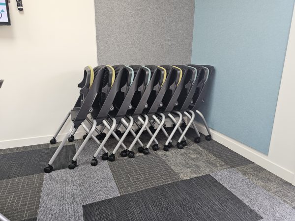 One School Mahi foldable School Chair