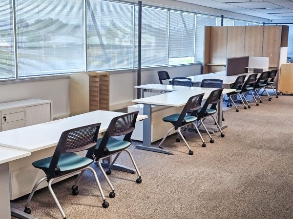 Northwest creative college Mahi foldable School Chair